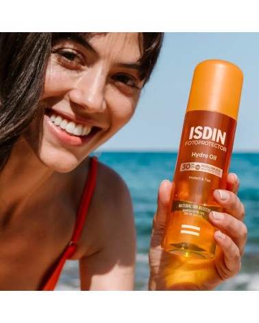 FOTOPROTECTOR ISDIN HYDRO OIL SPF30 PROTECT & TAN 200ML.