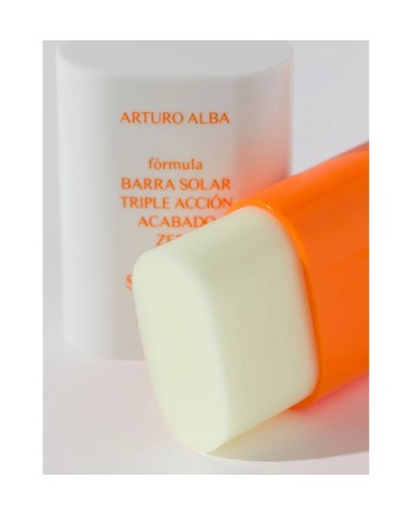ARTURO ALBA PACK STICK SOLAR + BRUMA FITOACTIVA (REGALO TOALLA))